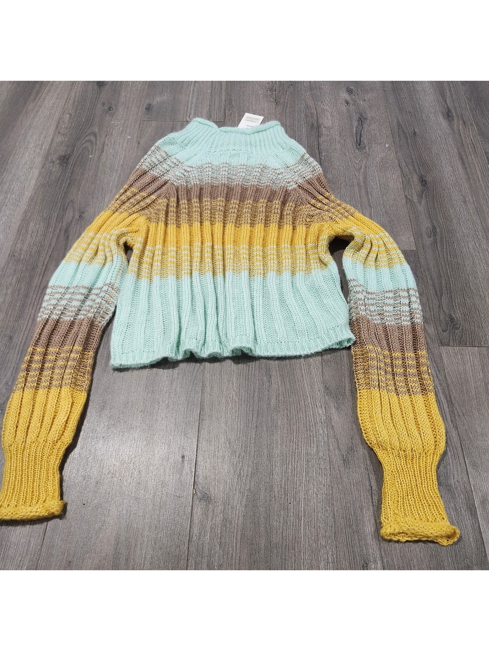 New In Multicolor Ribbed Knit Sweater Size Large NWT - Picture 7 of 9